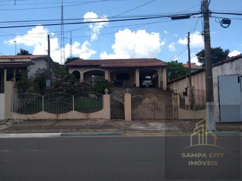 Casa à venda  no Centro - Jumirim, SP. Imóveis
