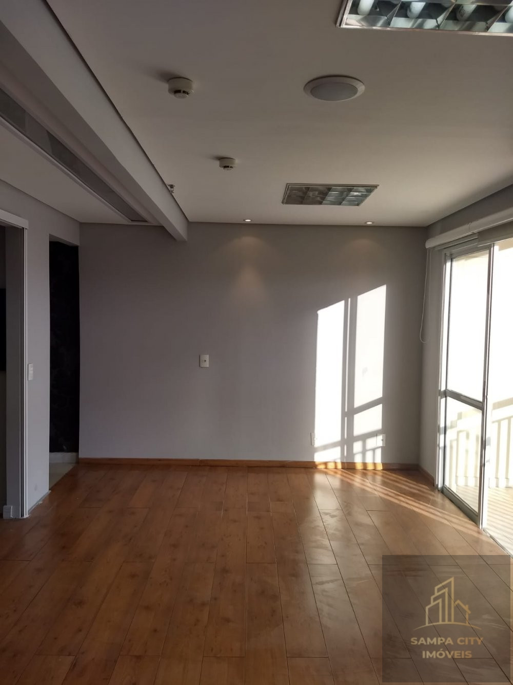 Sala comercial para alugar  no Santo Amaro - São Paulo, SP. Imóveis