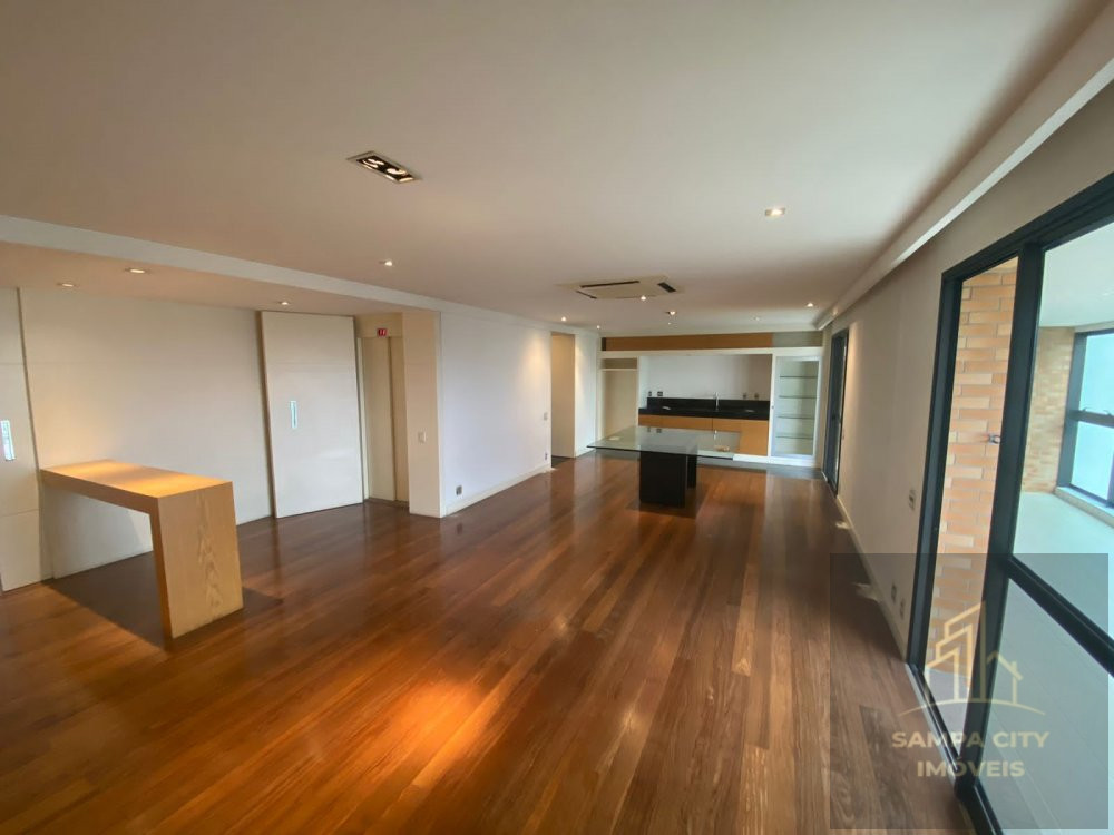 Apartamento à venda  no Jardim Morumbi - São Paulo, SP. Imóveis