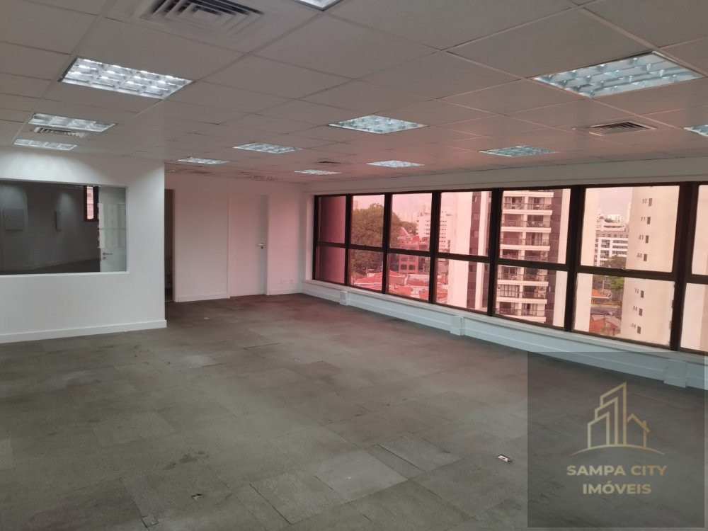 Sala comercial à venda  no Chácara Santo Antônio (Zona Sul) - São Paulo, SP. Imóveis