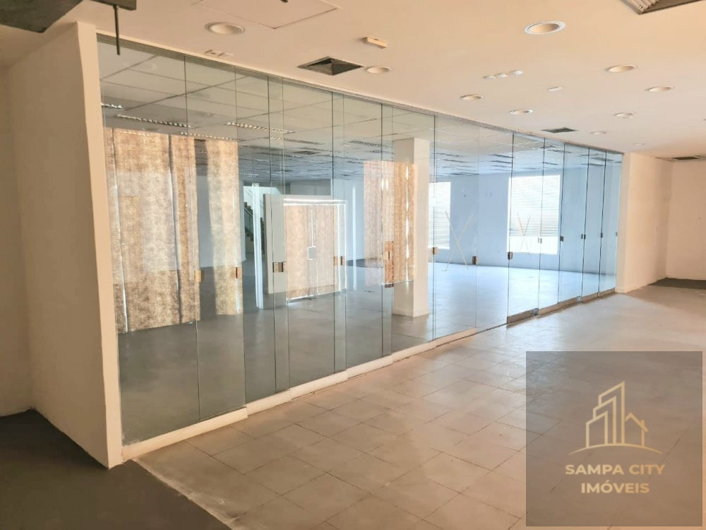 Ponto comercial para alugar  no Socorro - São Paulo, SP. Imóveis